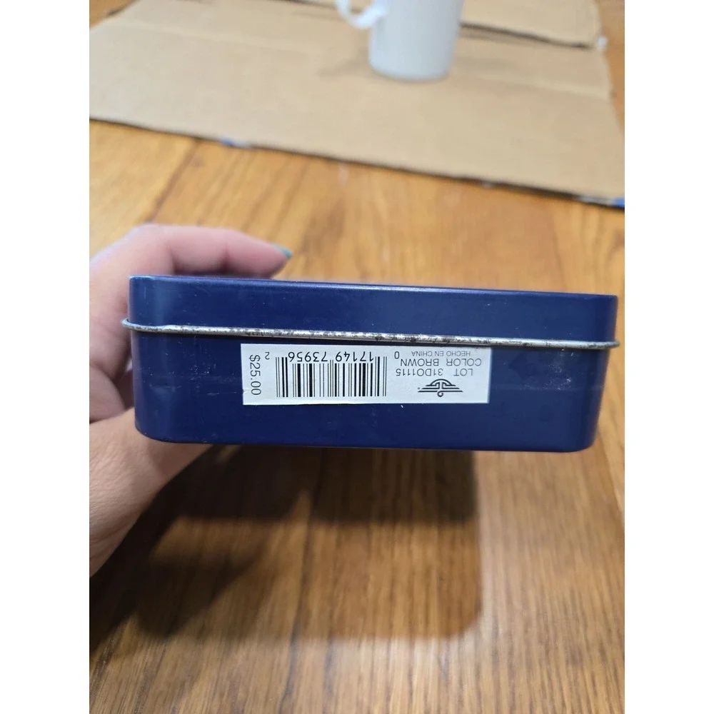 Dockers Men's Leather Bifold Wallet Gift Tin Box Navy Blue Storage Display Case